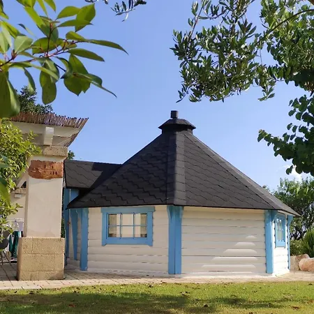 مكان تخييم Trullo Iris تْشيستيرنِنو